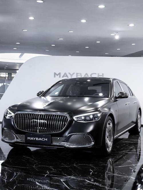 佛山禅城区华汇博企业管理咨询岚图汽车的售后服务让用户无忧出行，迈巴赫未来的豪华车趋势